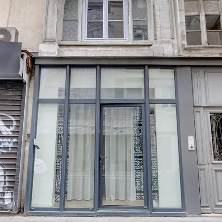 Centre 2 - 2p * Parijs